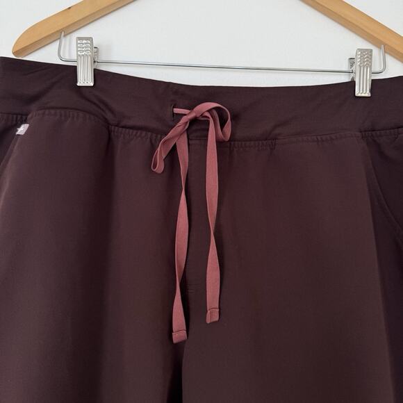 FIGS Technical Collection Zamora Jogger Pants Womens 2XL Burgundy Scrub - Picture 2 of 10